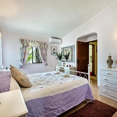 Amizade By Algarve Holidays * Αλμπουφέιρα